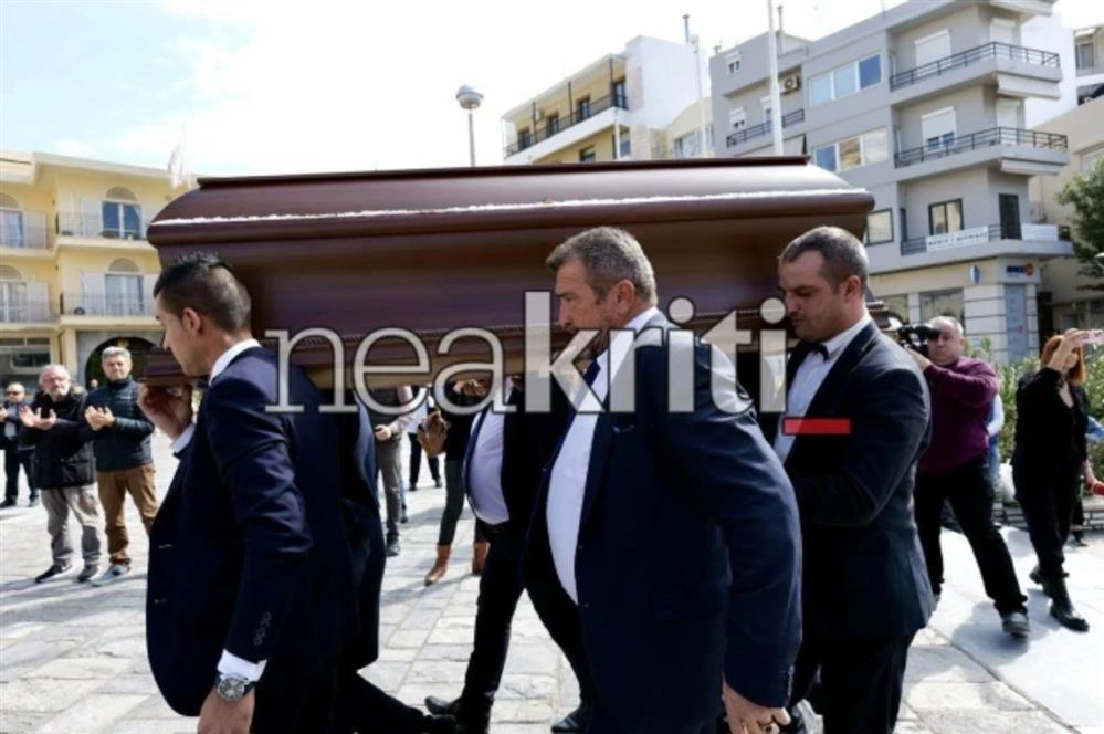 Μανώλης - Λιδάκης - κηδεία - τραγουδιστής