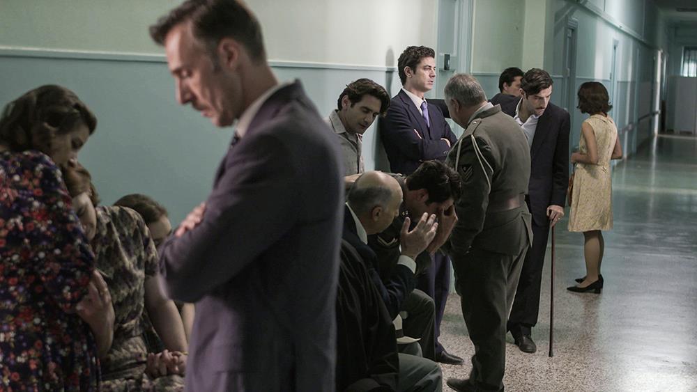 ΑΓΡΙΕΣ ΜΕΛΙΣΣΕΣ - ANT1