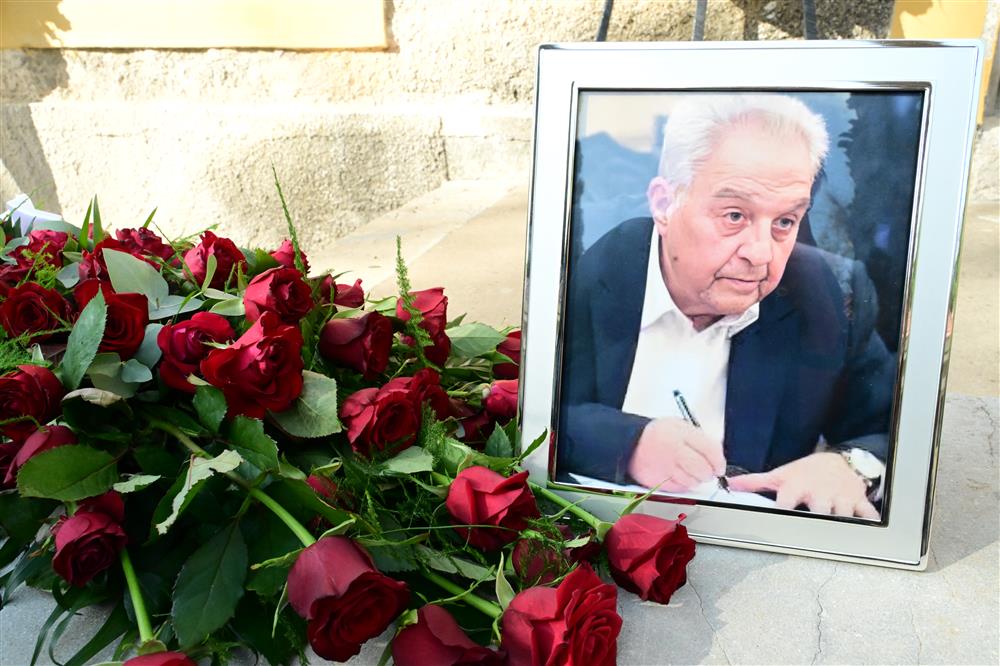 Αλέκος Φλαμπουράρης - Κηδεία Αλέκος Φλαμπουράρης - Κηδεία