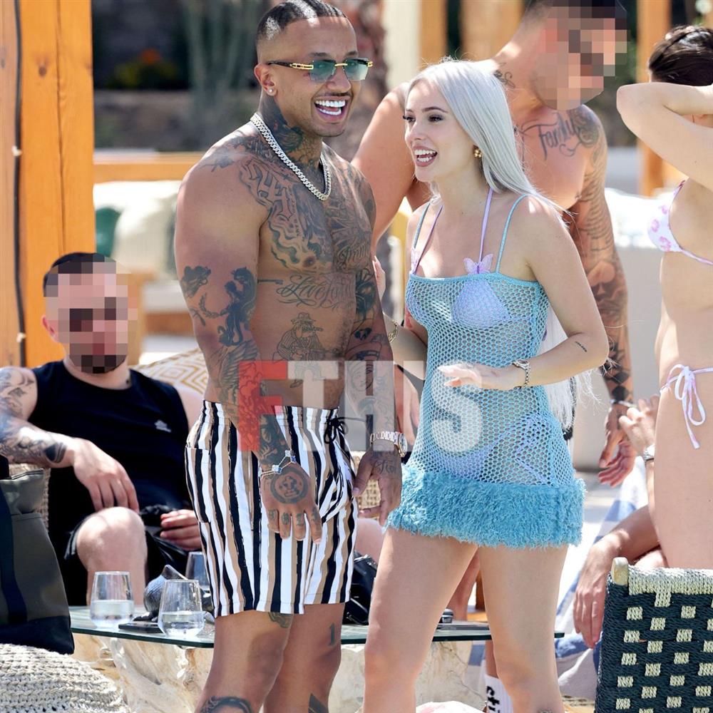 Light - Άννα Θεοδωρίδου Light - Άννα Θεοδωρίδου