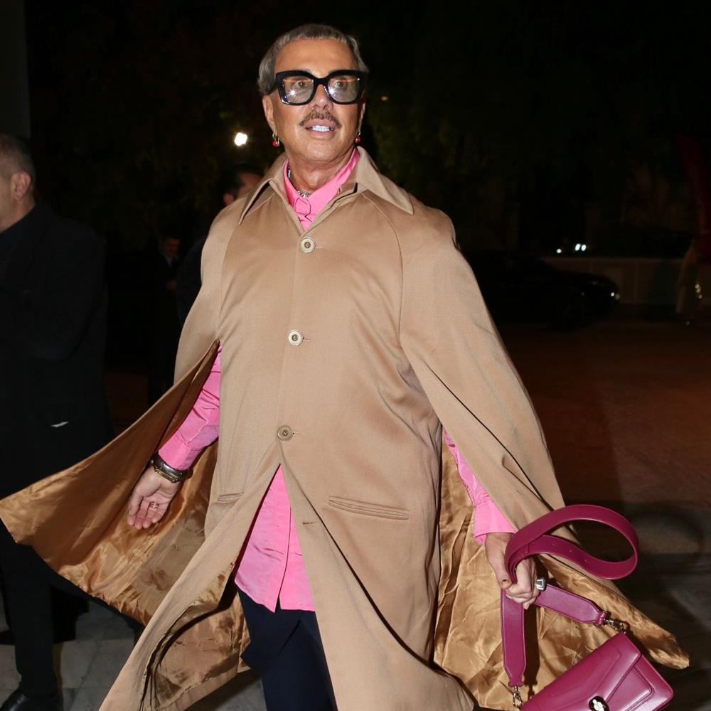 Λάκης Γαβαλάς