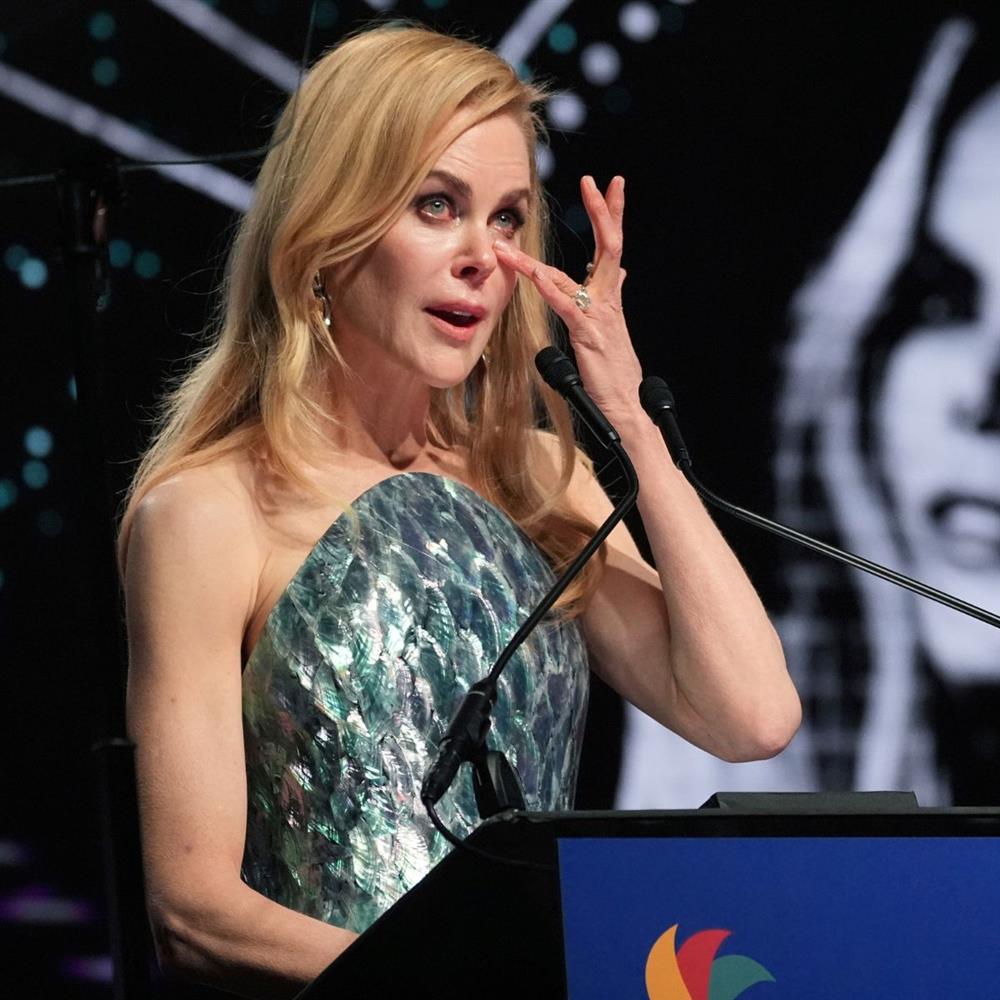 Νικόλ Κίντμαν: Ξέσπασε σε κλάματα - "Δεν ήθελα να το κάνω αυτό, αλλά νιώθω τη μαμά μου αυτή τη στιγμή"
