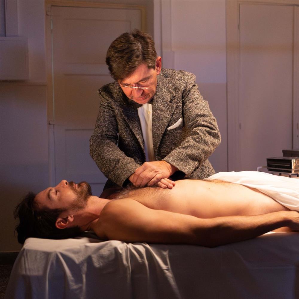 Grand Hotel: Πώς σώθηκε o Πέτρος από τον αστυνόμο Κομνηνό;