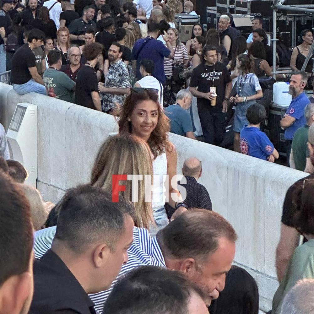 βασίλης καρράς κόρη