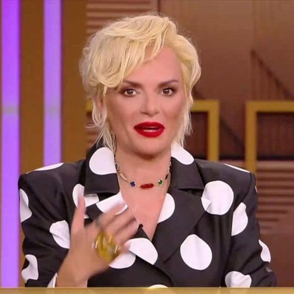 Έλενα Χριστοπούλου: "Δεν θα ξεχάσουμε ποτέ όλα τα κορίτσια και τις γυναίκες που δολοφονήθηκαν από τους οικείους τους"