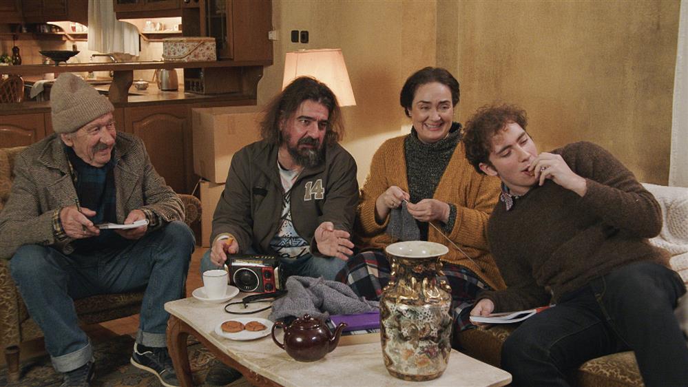 "Ποιος Παπαδόπουλος;": Οι εξελίξεις της εβδομάδας της ξεκαρδιστικής κωμωδίας