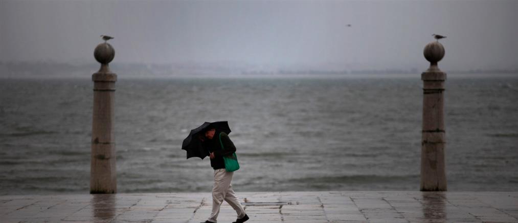 Τουλάχιστον τέσσερις νεκροί εξαιτίας της καταιγίδας "Κριστίν" στην Πορτογαλία