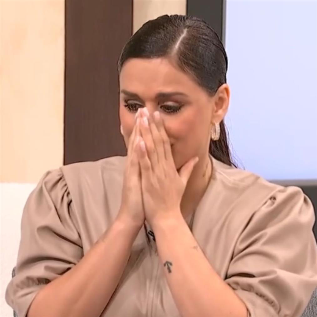 Χριστίνα Σάλτη: Ξέσπασε σε κλάματα στον αέρα του "Πρωίαν σε είδον" - "Το παράδειγμα της μαμάς μου είναι δύναμη, η βία είναι παντού"