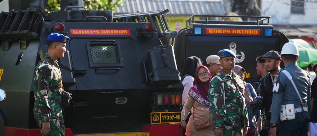 Ινδονησία: Έκρηξη σε τζαμί μέσα σε σχολικό συγκρότημα - Αναφορές ότι πρόκειται για επίθεση