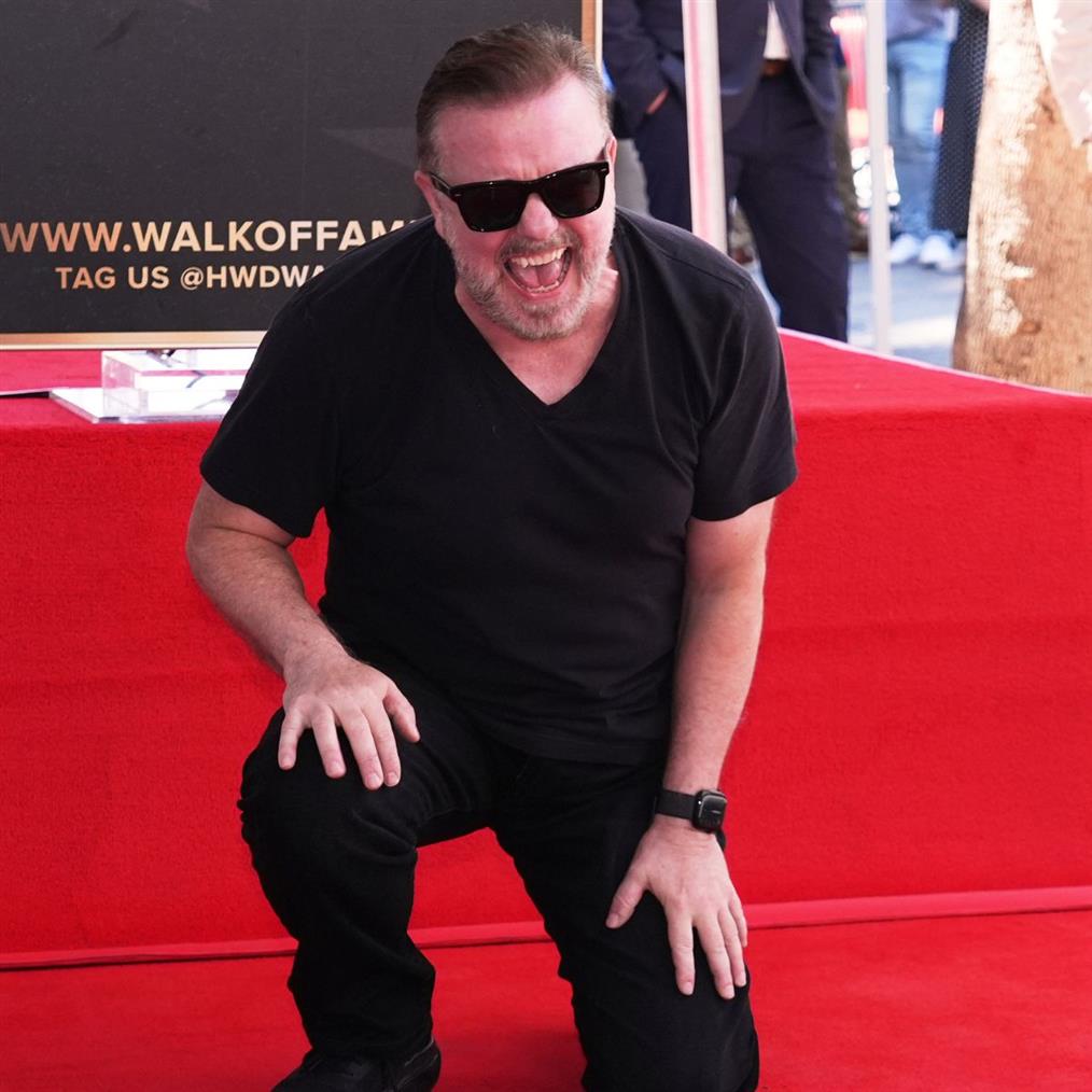 Ρίκι Τζερβέιζ: Τιμήθηκε με αστέρι στη Λεωφόρο της Δόξας στο Χόλιγουντ
