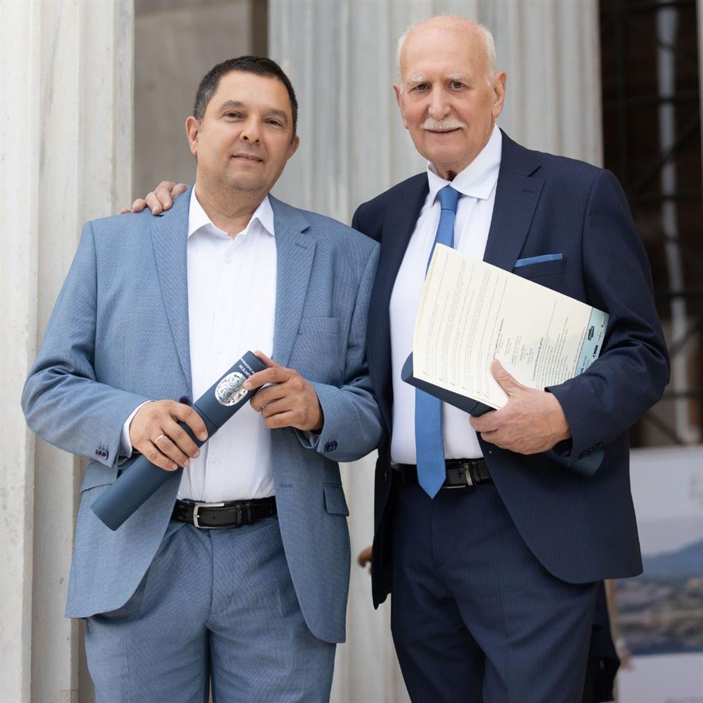 Παπαδάκης - Παπαηλιόπουλος