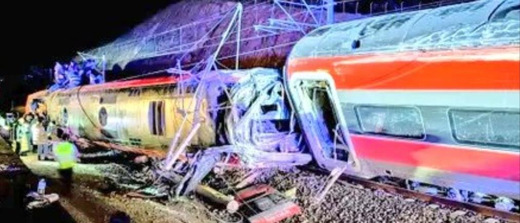 Ισπανία: Αυξάνεται ο αριθμός των θυμάτων από το σιδηροδρομικό δυστύχημα