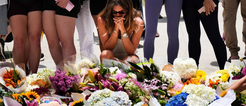 Σε πένθος έχει βυθιστεί η Αυστραλία μετά την αντισημιτική επίθεση στην παραλία Μπόνταϊ