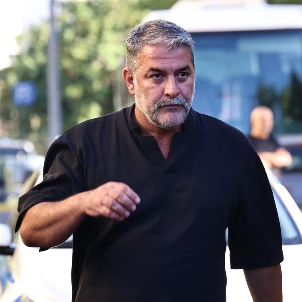 Βασίλης Μπισμπίκης