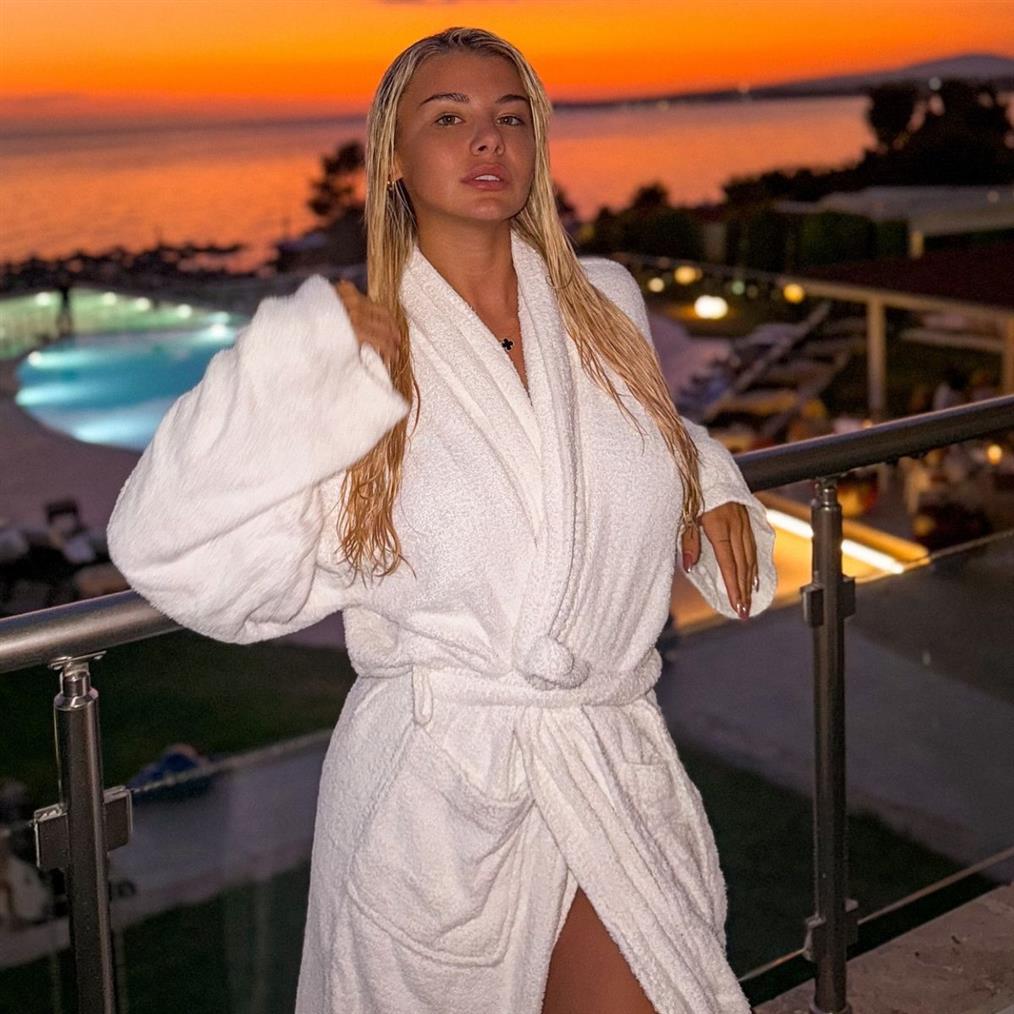 Modern Cinderella για Ricta: "Ήταν ο πρώτος σύντροφος μετά τις εφηβικές μου σχέσεις - Χωρίσαμε λίγους μήνες μετά τη γέννηση του γιου μας"