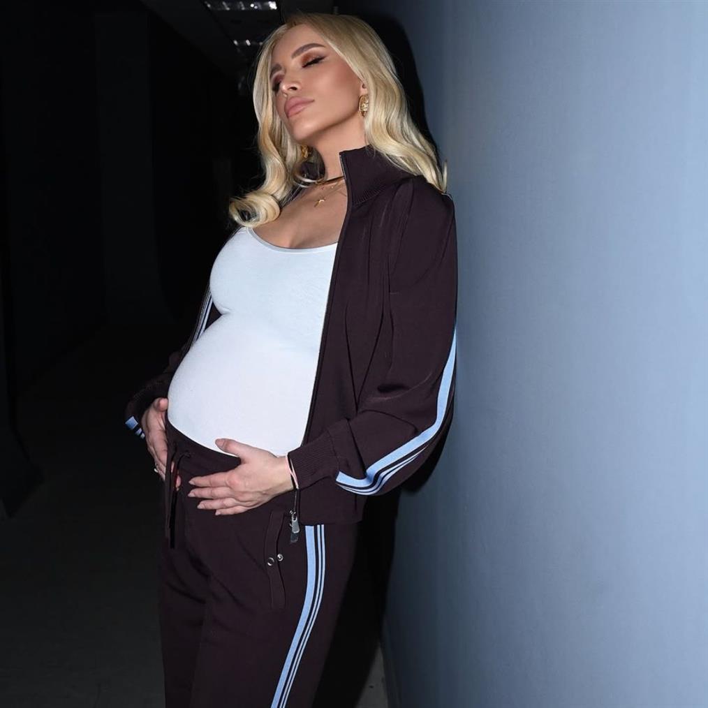 Κατερίνα Καινούργιου: Αποκάλυψε on air πόσα κιλά έχει πάρει δύο εβδομάδες πριν μπει στον 9ο μήνα της εγκυμοσύνης της