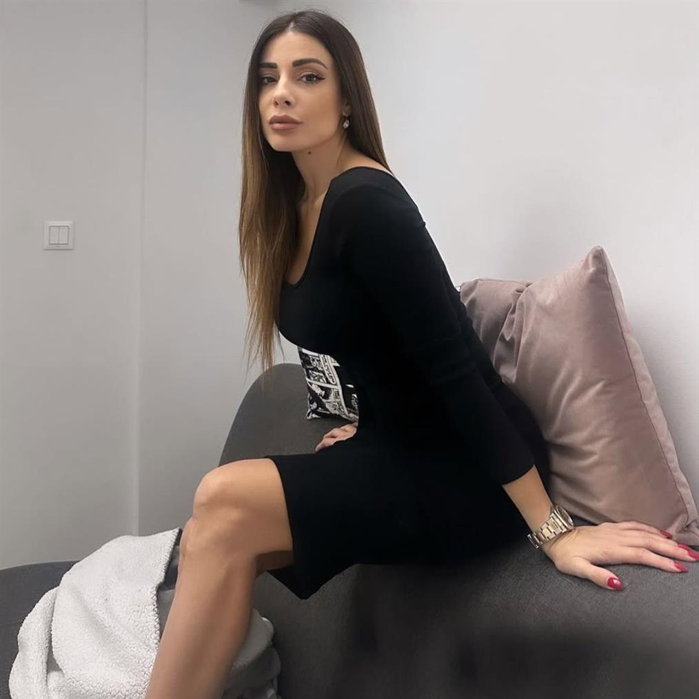 Μίνα Αρναούτη
