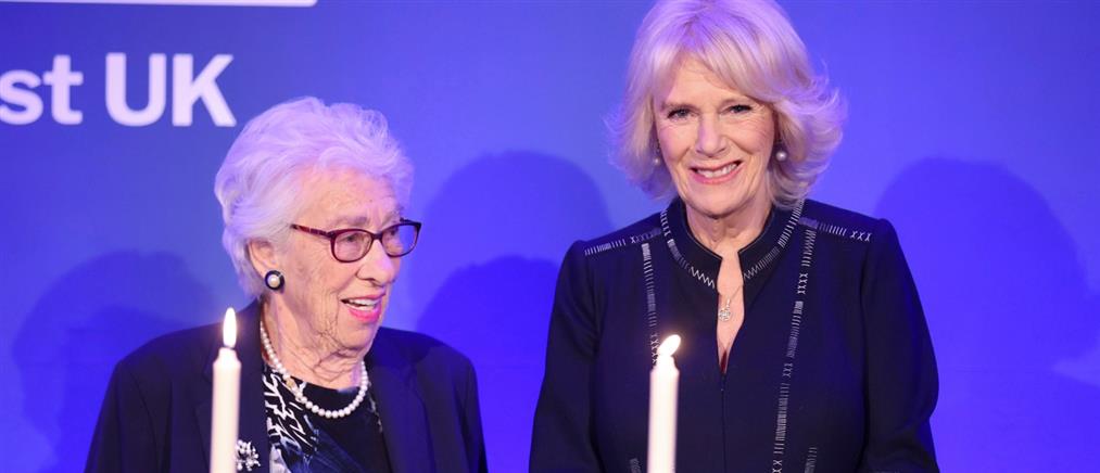 Απεβίωσε  σε ηλικία 96 χρόνων η Εύα Σλος, επιζήσασα του Ολοκαυτώματος και ετεροθαλής αδελφή της Άννας Φρανκ