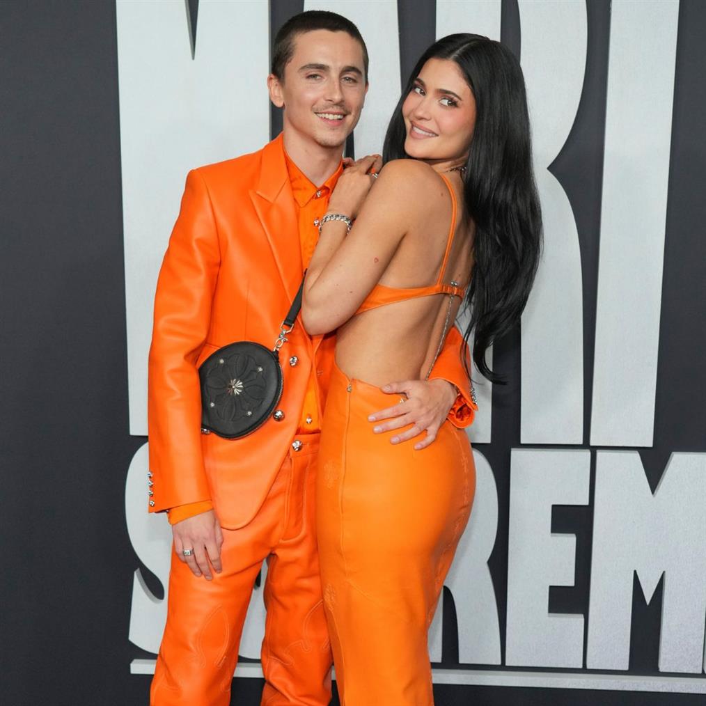 Κάιλι Τζένερ & Τιμοτέ Σαλαμέ: Έβαλαν τέλος στις φήμες χωρισμού - Η κοινή εμφάνιση στην πρεμιέρα της ταινίας "Marty Supreme"