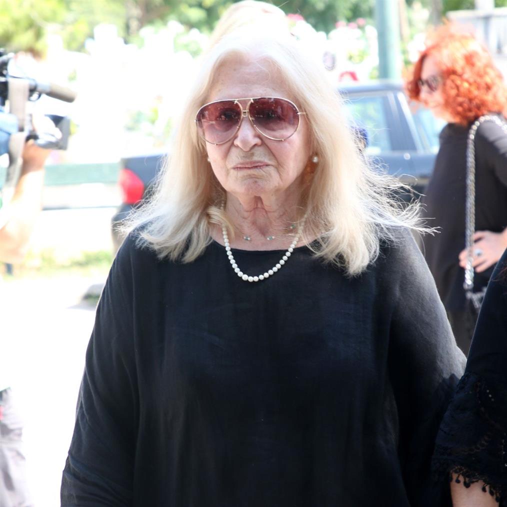 Μπέτυ Βαλάση: Δείτε πώς είναι σήμερα η ηθοποιός - Πού βρίσκεται; (Φωτογραφία)