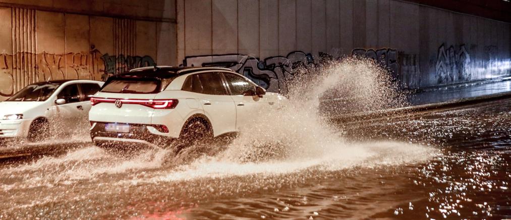 Κακοκαιρία: Νέες κυκλοφοριακές ρυθμίσεις στην Αττική - Αποκαταστάθηκε η κυκλοφορία στον Ηλεκτρικό