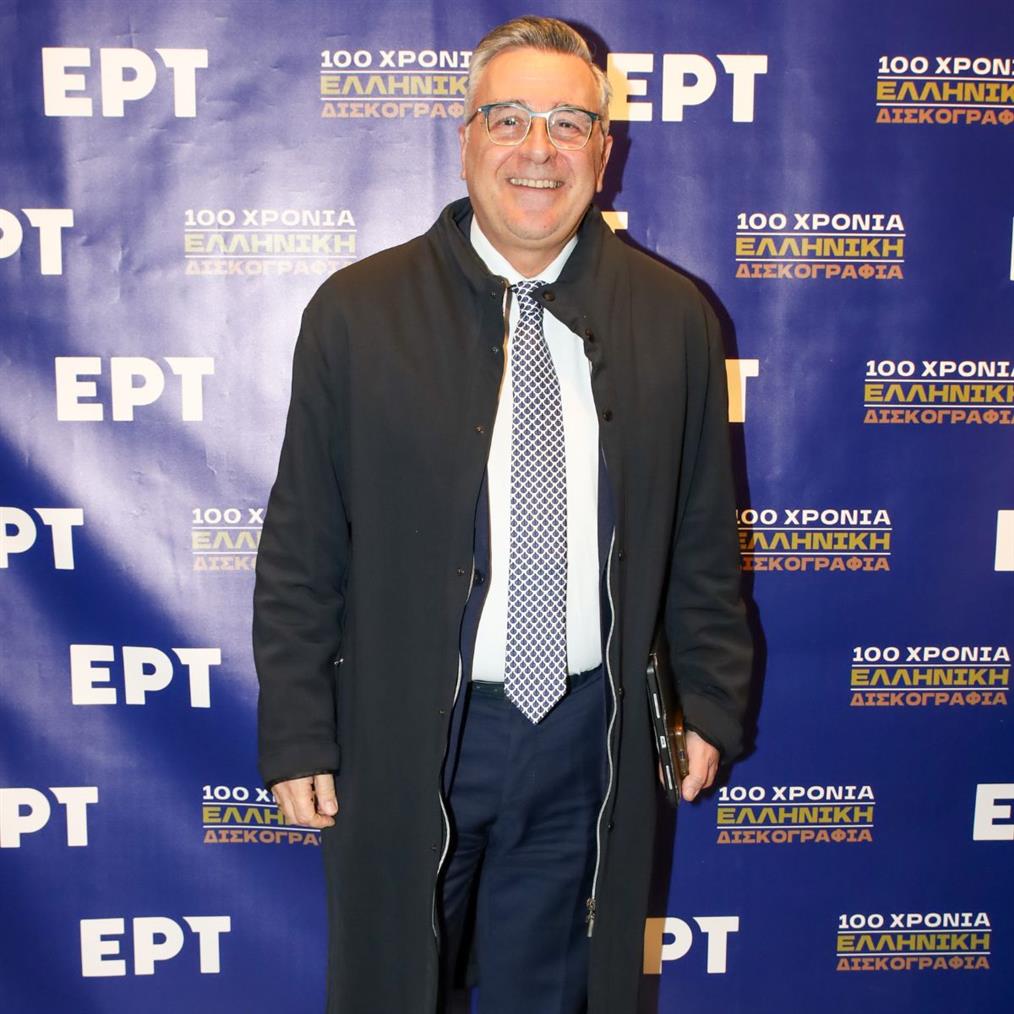 Γιώργος Κουβαράς