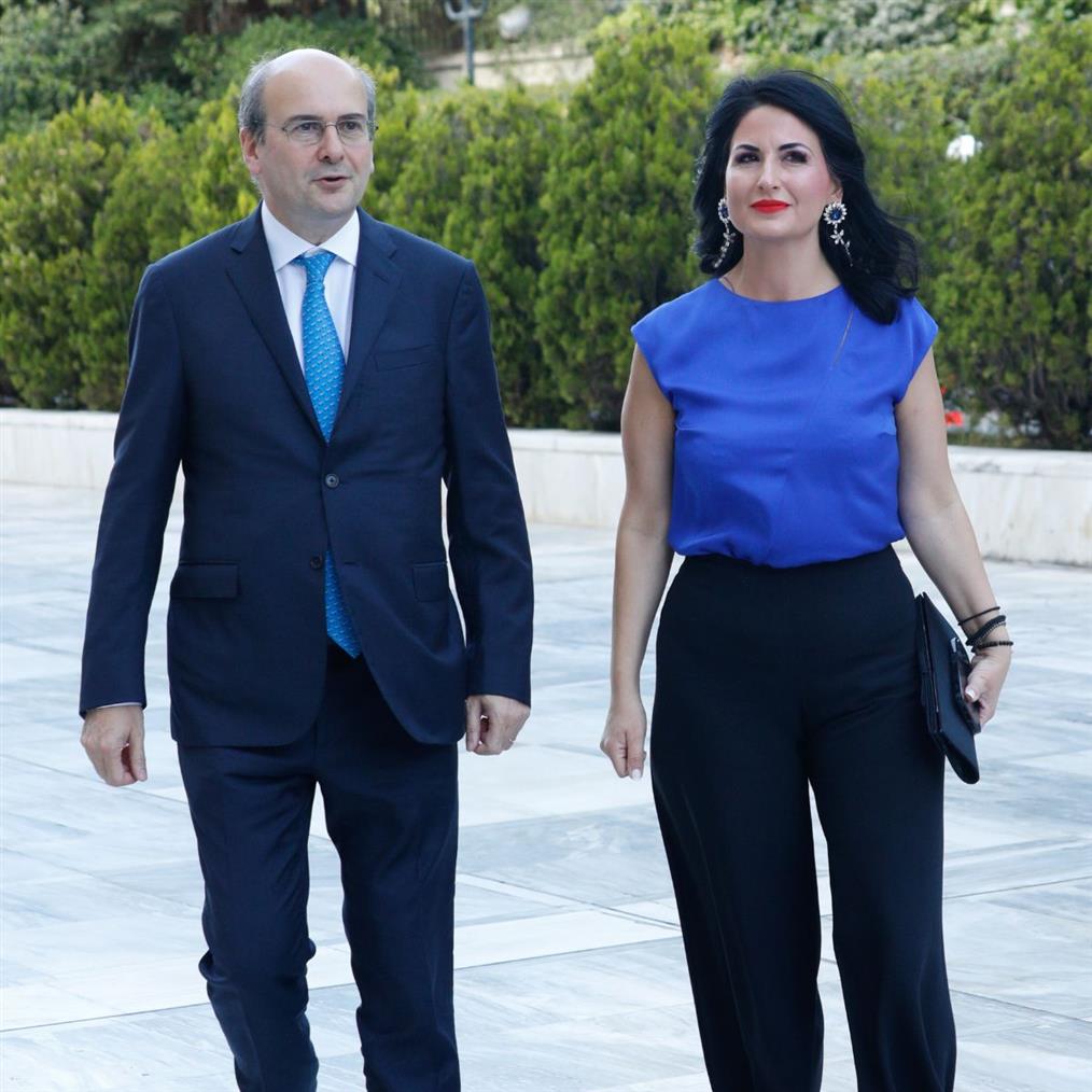 Πόπη Καλαϊτζή για Κωστή Χατζηδάκη: "Μου έδωσε το μονόπετρο μέσα σε ένα γιαούρτι"