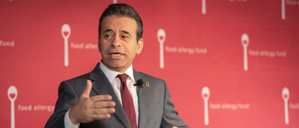 ΗΠΑ – Επίτροπος FDA: Στοιχεία δείχνουν σύνδεση 10 θανάτων παιδιών με εμβόλια κατά της COVID