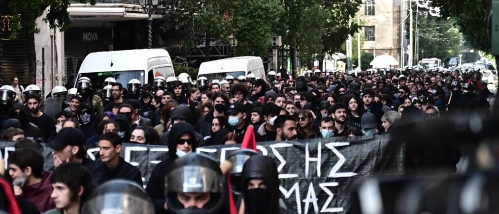 17η επέτειος δολοφονίας Γρηγορόπουλου: Σε εξέλιξη η μαθητική πορεία