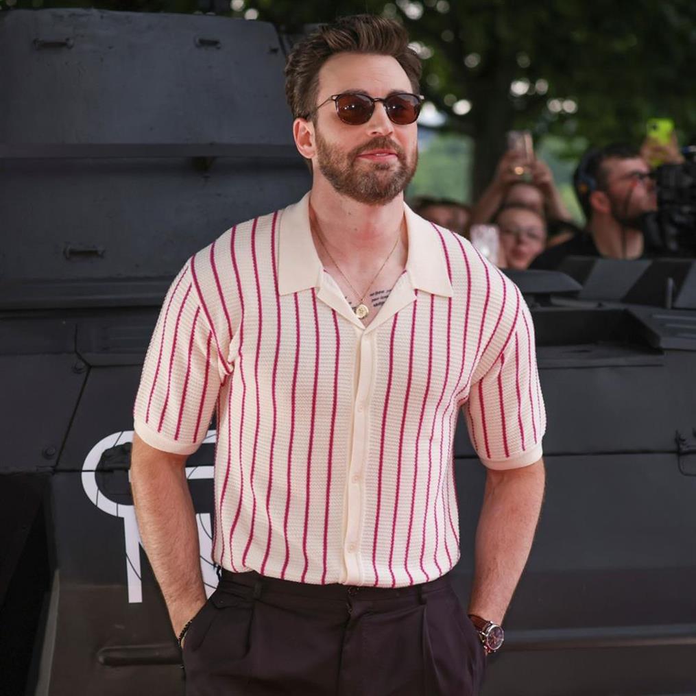 Κρις Έβανς: Έγινε για πρώτη φορά πατέρας - Γέννησε η σύζυγός του Άλμπα Μπαπτίστα