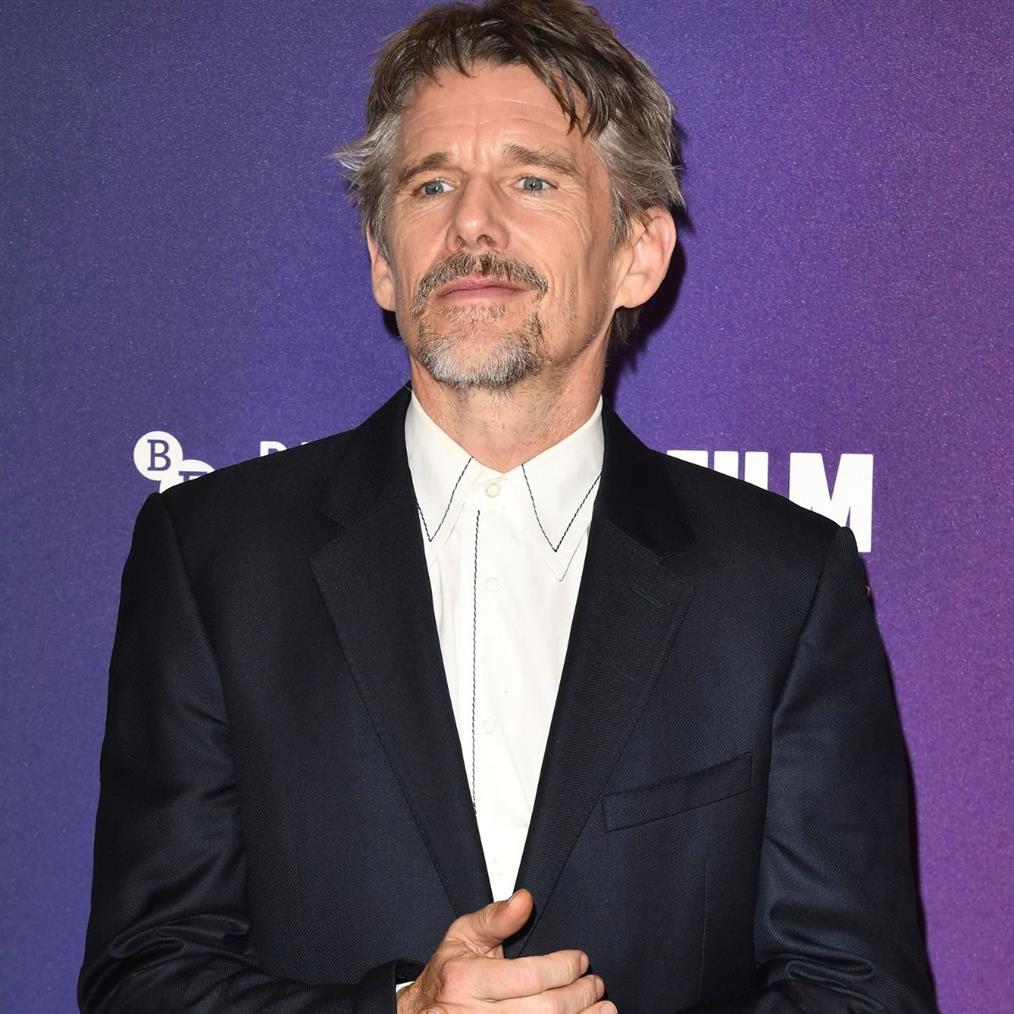 Ίθαν Χοκ για το διαζύγιό του με την Ούμα Θέρμαν: "Ζηλεύω όσους χωρίζουν φιλικά"