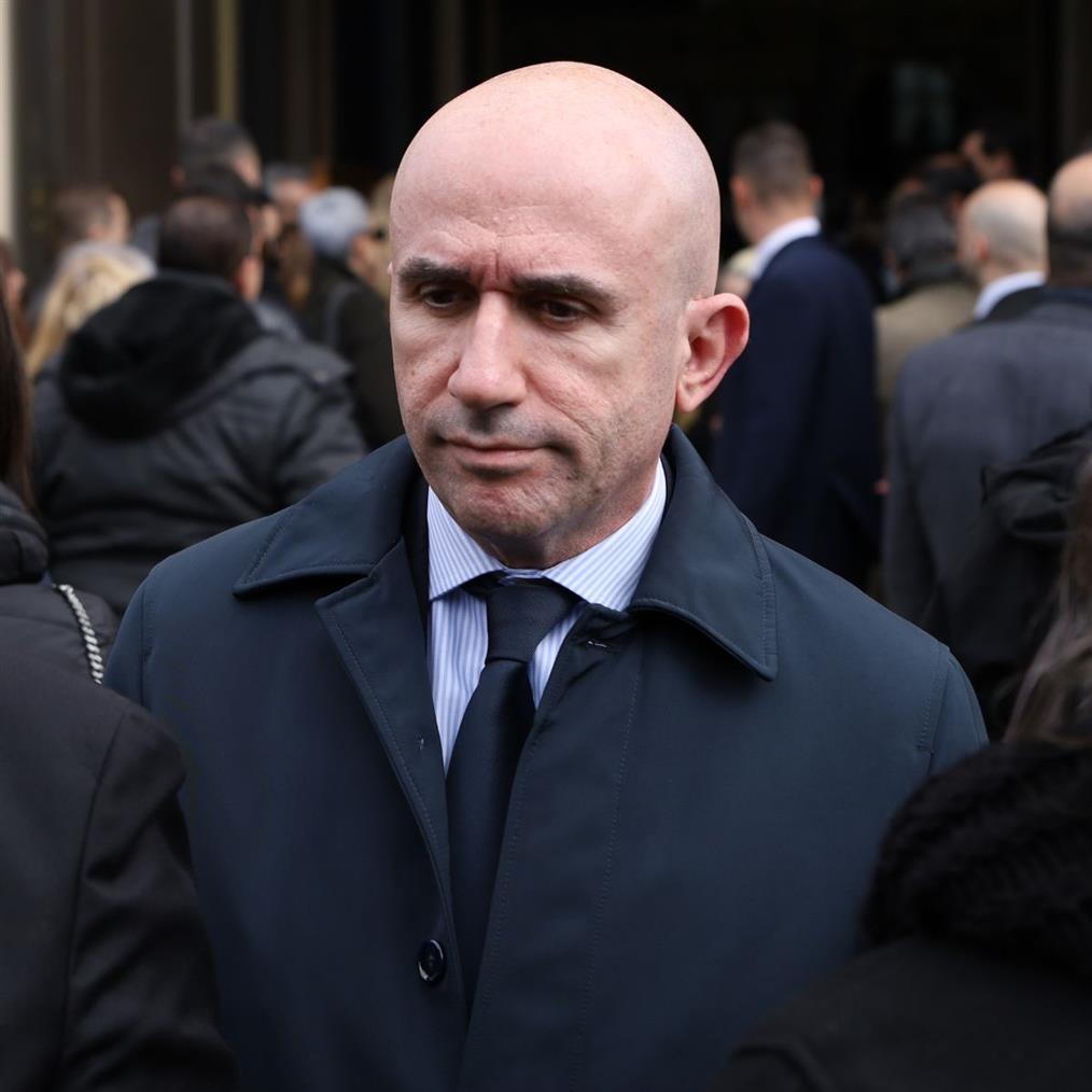 Θρήνος για τον Γρηγόρη Λέων: Πέθανε ο πατέρας του