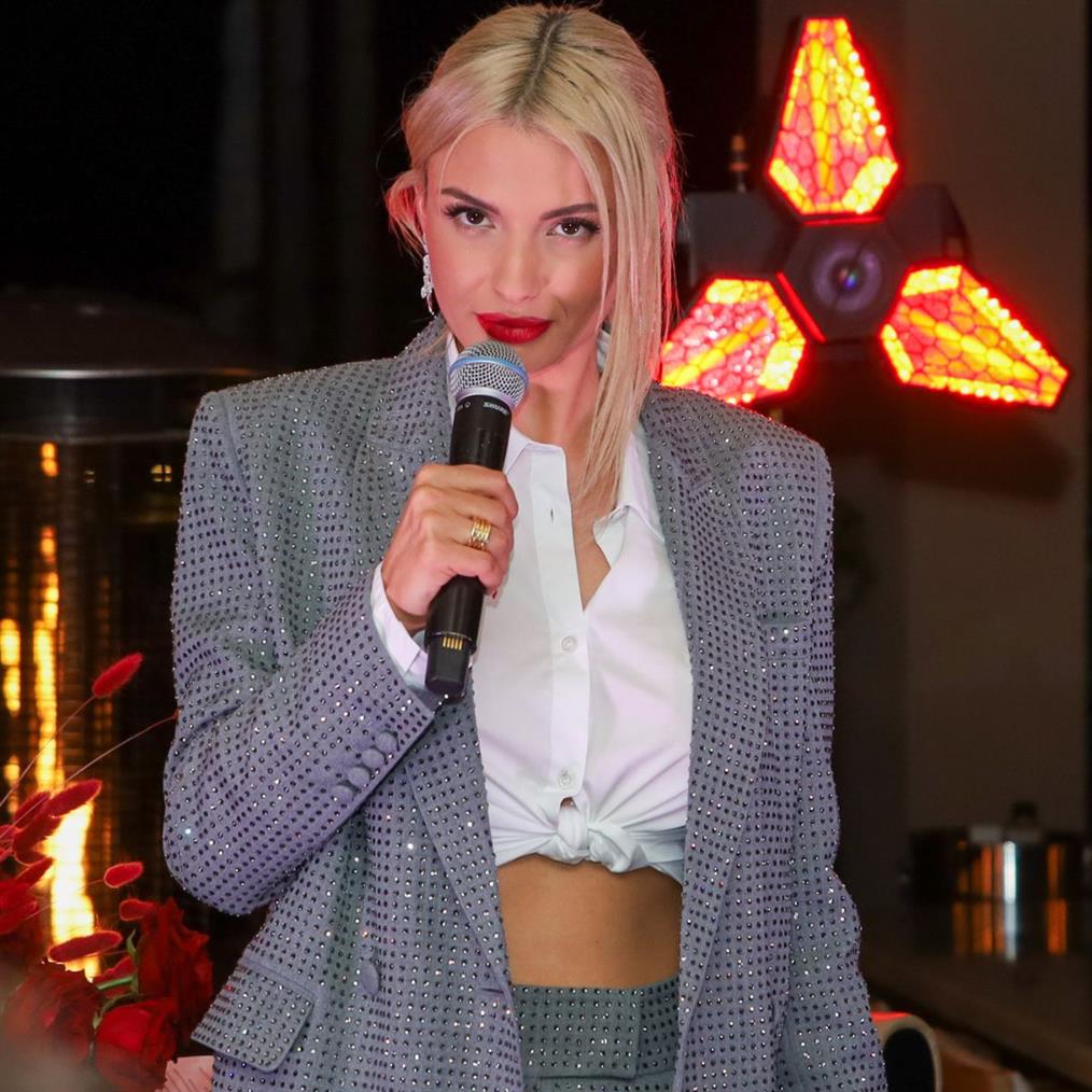 Κατερίνα Λιόλιου: Ο διεθνούς φήμης κιθαρίστας των Creed παίζει στο νέο της τραγούδι