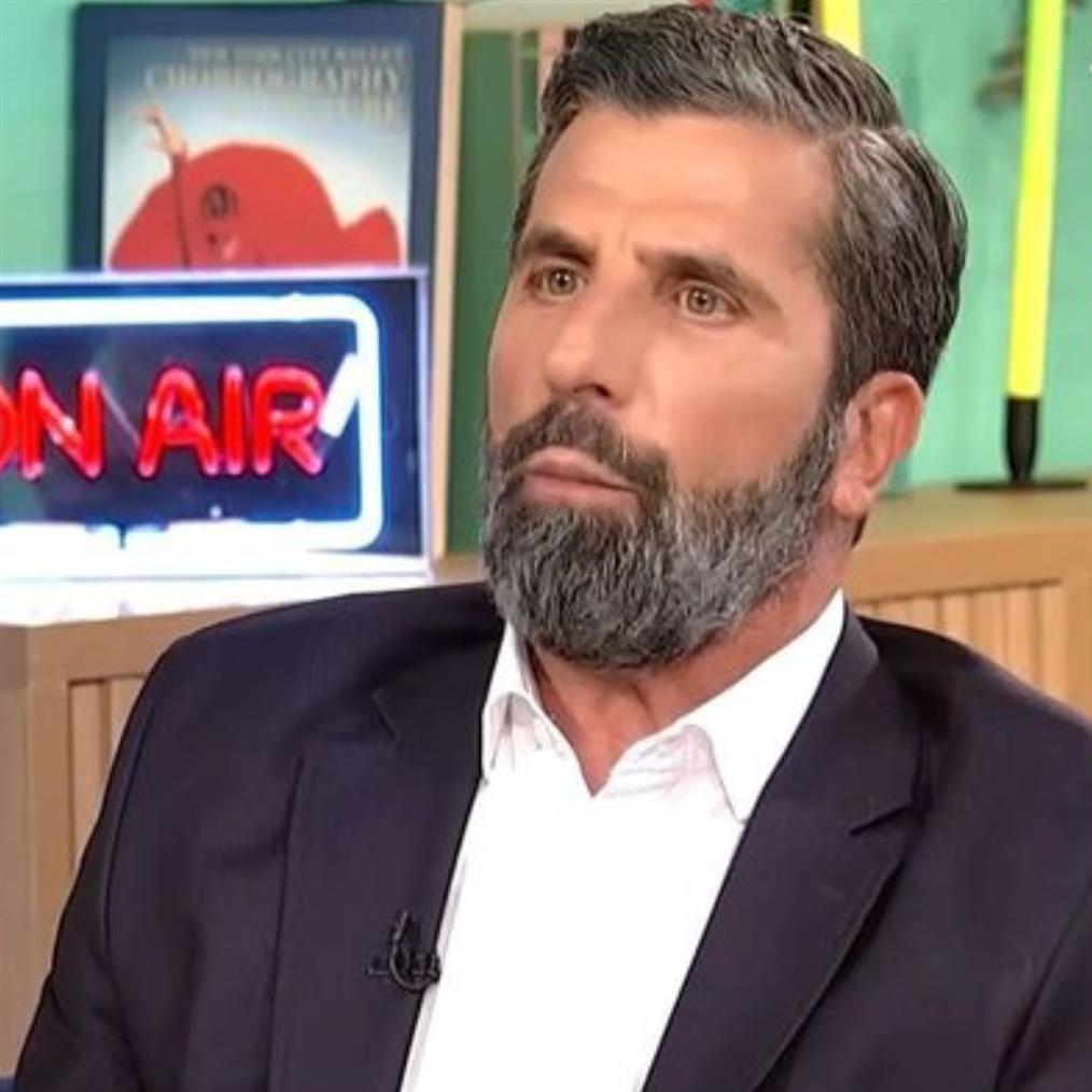 Συγκινεί ο Θανάσης Βισκαδουράκης: "Από μικρό παιδί δεν με πήρε αγκαλιά κανένας - Δεν είχα ακούσει καλή κουβέντα μέχρι τα 40"