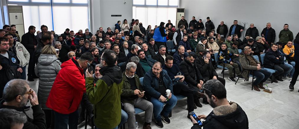 Αγρότες: Κρίσιμη πανελλαδική σύσκεψη στον Παλαμά Καρδίτσας (εικόνες)
