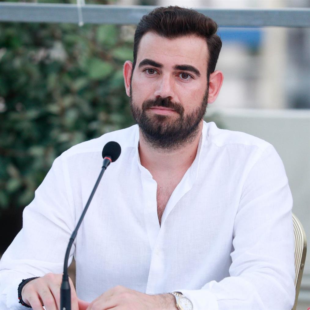 Νίκος Πολυδερόπουλος για την εγκυμοσύνη της συντρόφου του: "Είμαι πολύ χαρούμενος και ευτυχισμένος" - Η απάντηση για τον γάμο τους