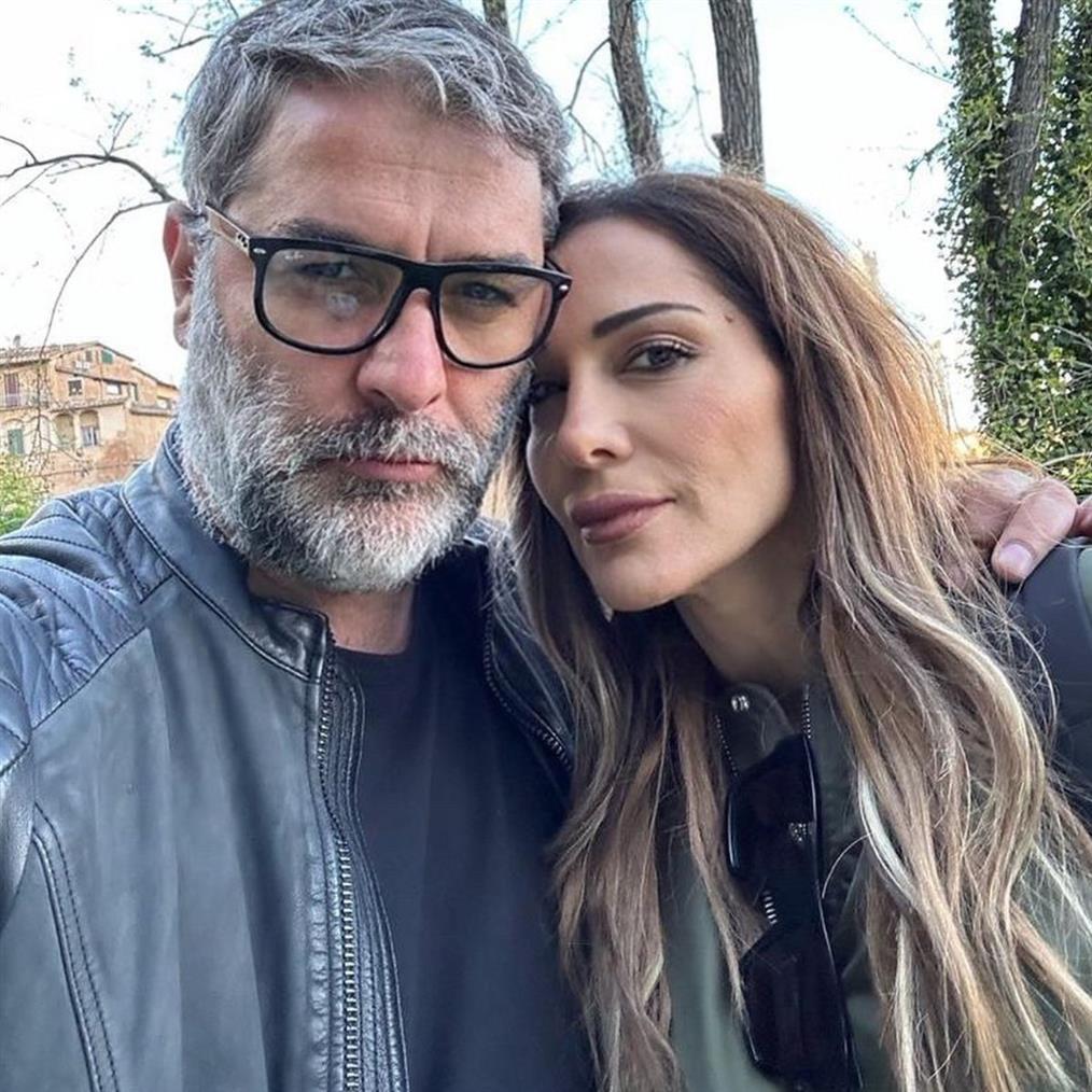 Βασίλης Μπισμπίκης: Το δημόσιο μήνυμα θαυμασμού στη Δέσποινα Βανδή - "Θεά μου"