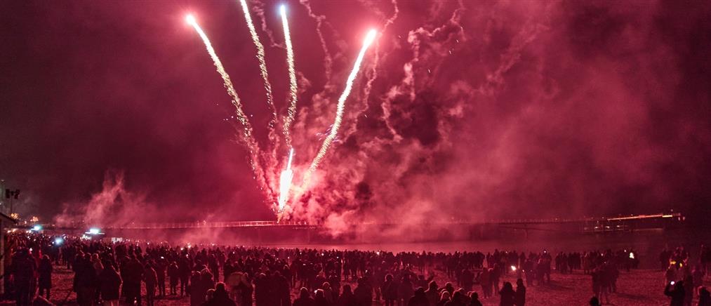 Γερμανία: Νεκροί δύο 18χρονοι από ρίψεις πυροτεχνημάτων