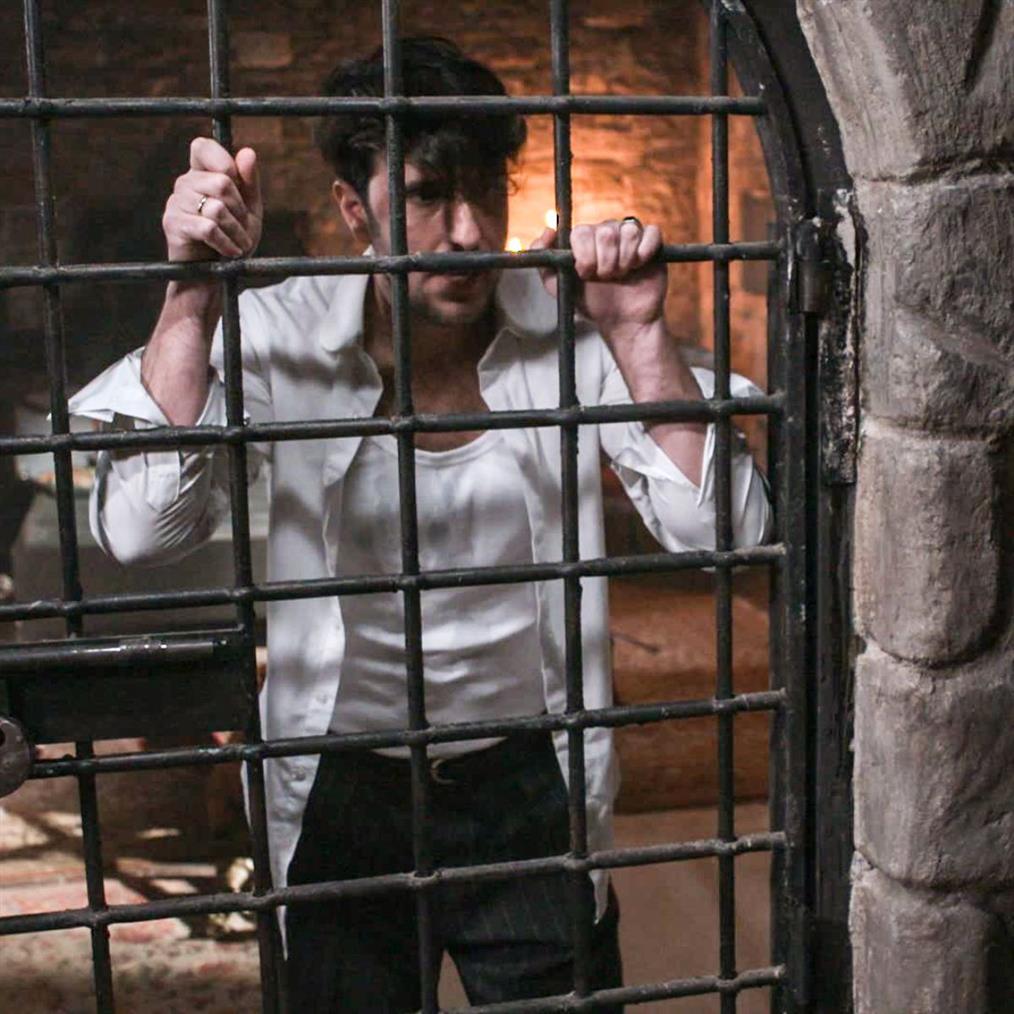 Grand Hotel: Ο Πέτρος θέλει να κλείσει τον Ρήγα στη φυλακή