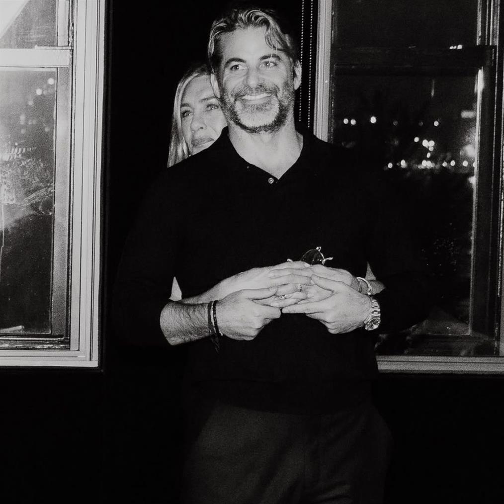 Τζένιφερ Άνιστον: Φήμες πως θα κάνει το επόμενο βήμα στη σχέση της με τον Τζιμ Κέρτις - Η Ελλάδα ανάμεσα στους πιθανούς προορισμούς