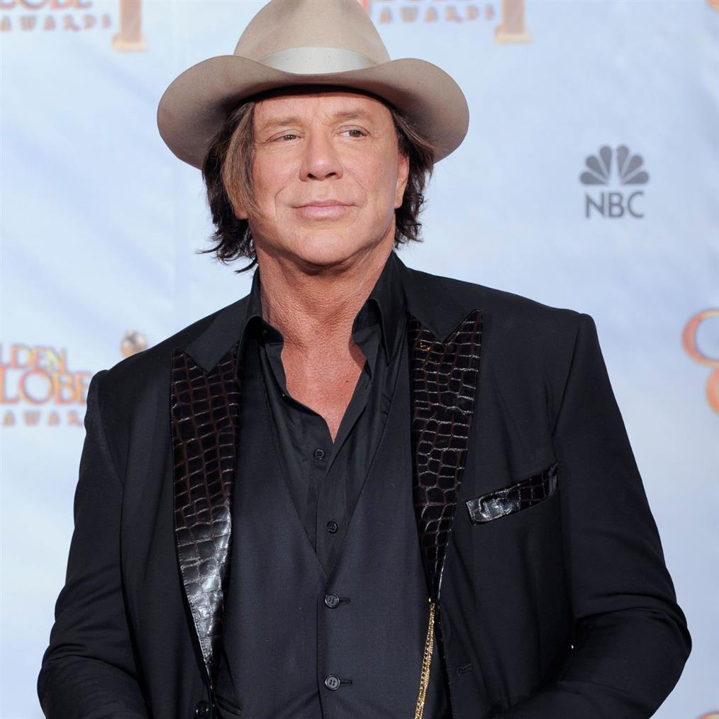 Μίκι Ρουρκ: Αγνώριστος από τις πλαστικές επεμβάσεις - Η είσοδός του στο "Celebrity Big Brother"
