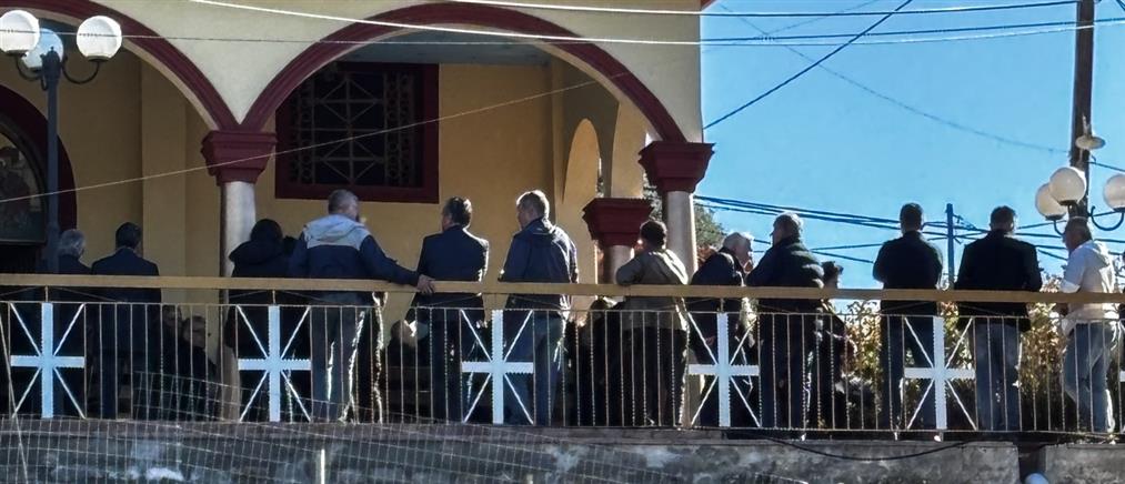 Αχαΐα: Θρήνος στο τελευταίο αντίο του 3χρονου - "Πού είσαι αγάπη μου;" φώναζε η μητέρα