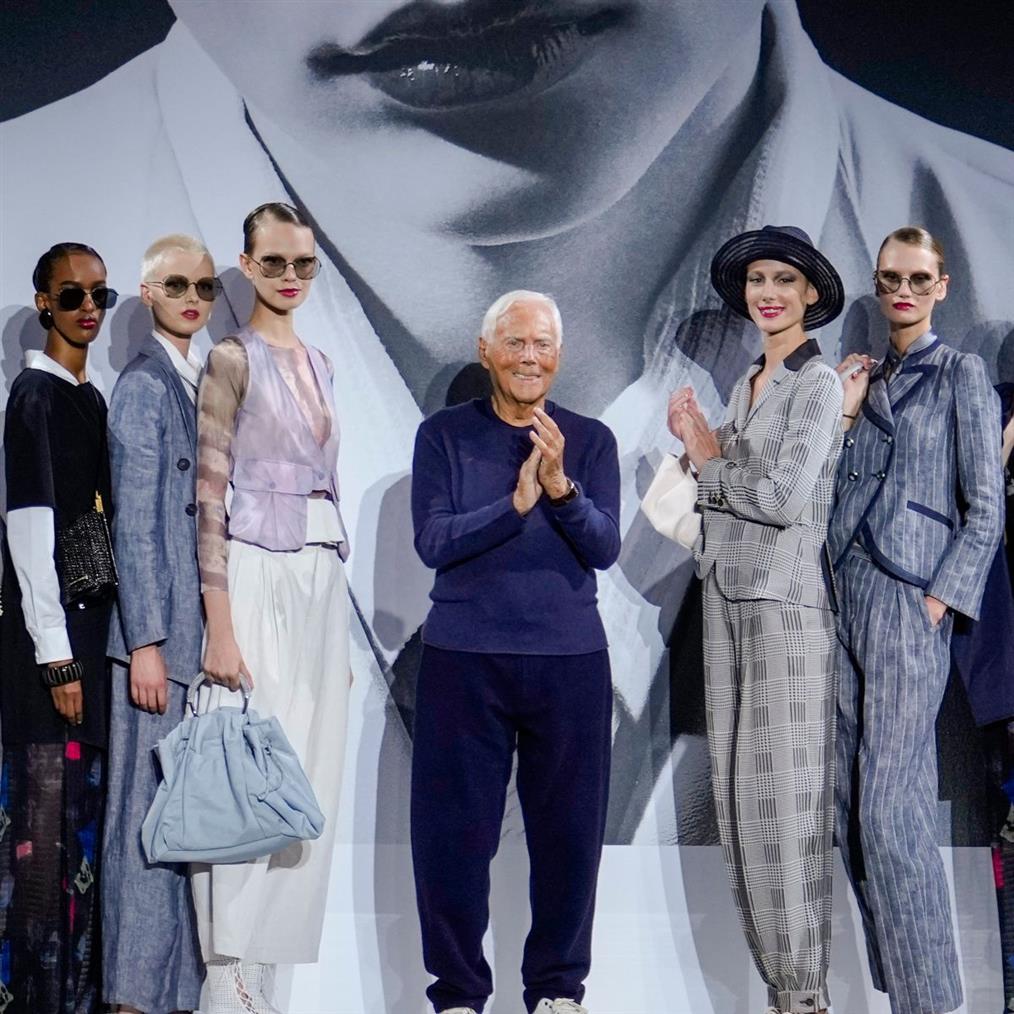 Giorgio Armani: Γιορτάζει 20 χρόνια υψηλής ραπτικής με έκθεση στο Μιλάνο