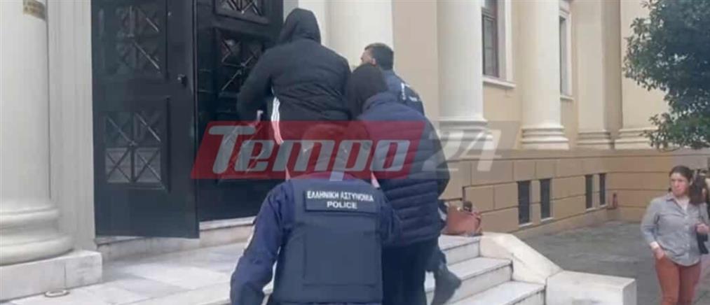 Πάτρα: Ελεύθεροι οι δύο ανήλικοι που πούλησαν κάνναβη σε 13χρονο μέσα σε σχολείο