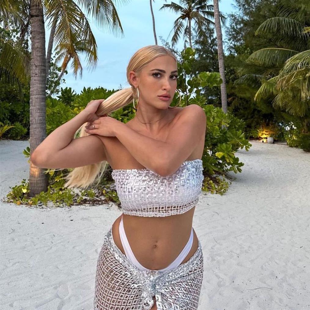 Ιωάννα Τούνη: Έκανε στα νύχια της το πιο δημοφιλές manicure - Δεν είναι λευκό, ούτε κόκκινο