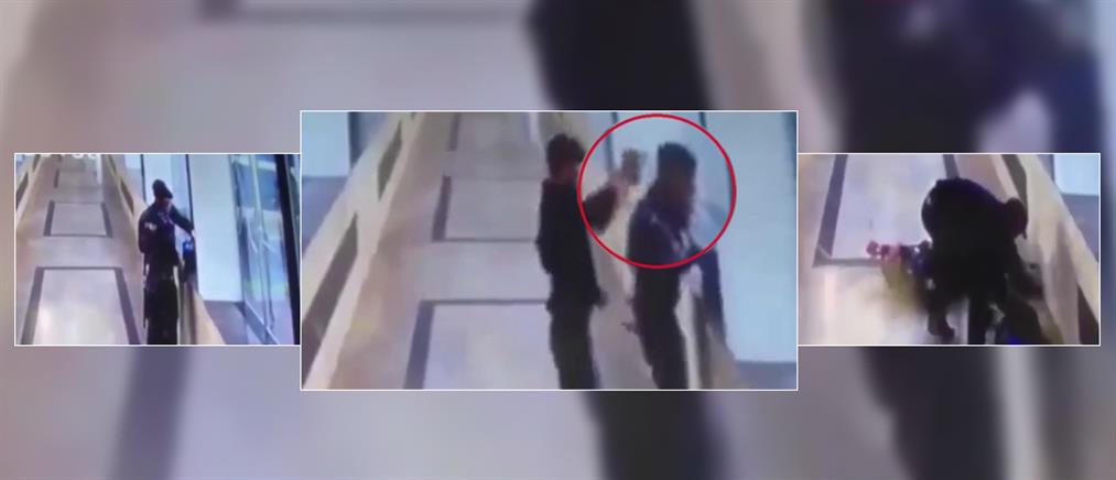 Ένοπλος εκτελεί εξ επαφής και εν ψυχρώ αστυνομικό
