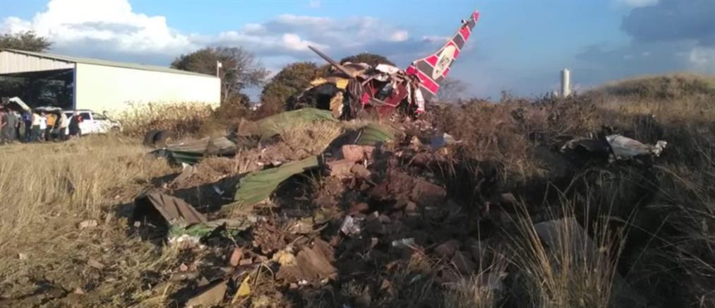 Συντριβή αεροσκάφους στην Πρετόρια (εικόνες)