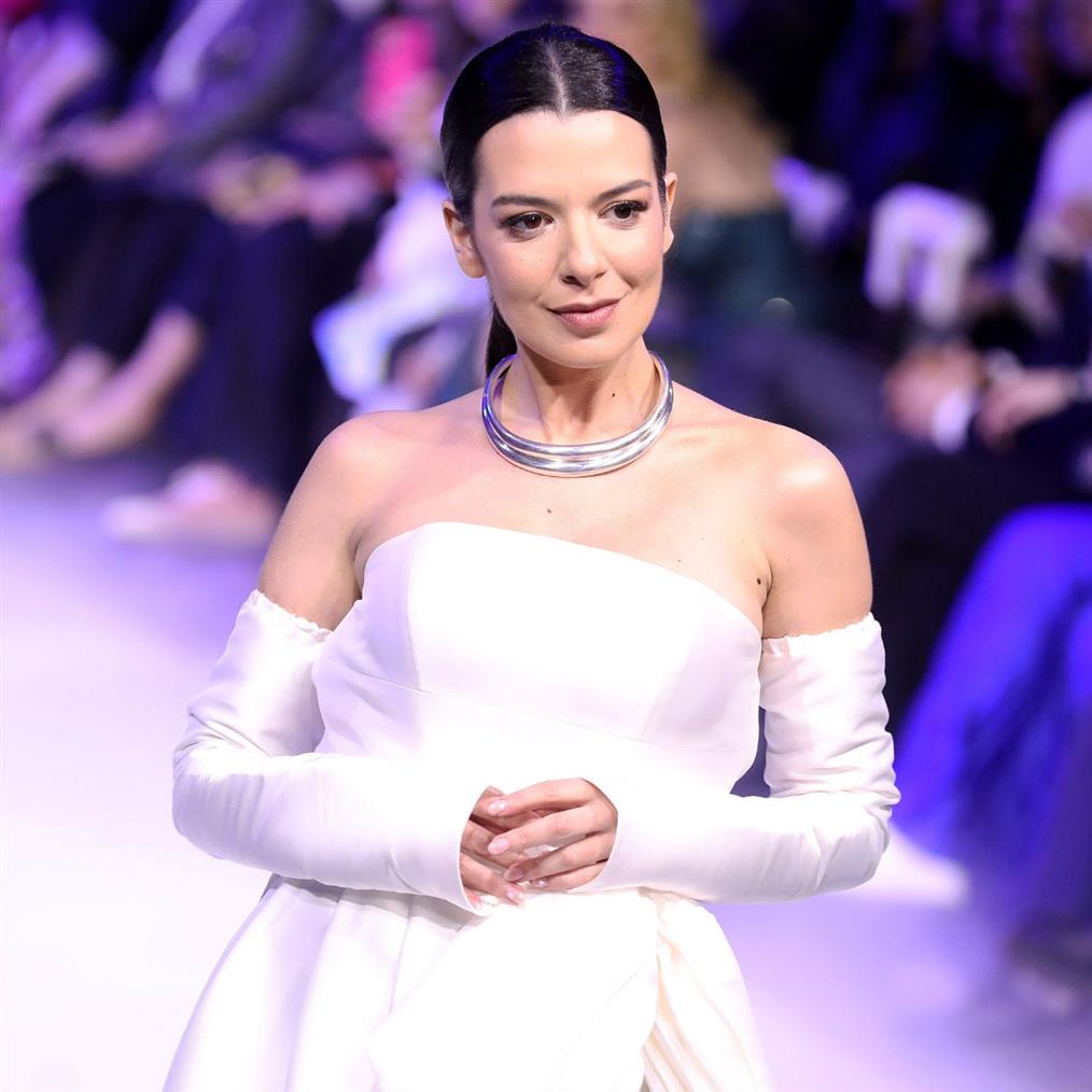 Νικολέττα Ράλλη: Έξαλλη με μηνύματα που δέχτηκε από παντρεμένο με παιδιά - "Η γυναίκα σου ξέρει τι στέλνεις;"