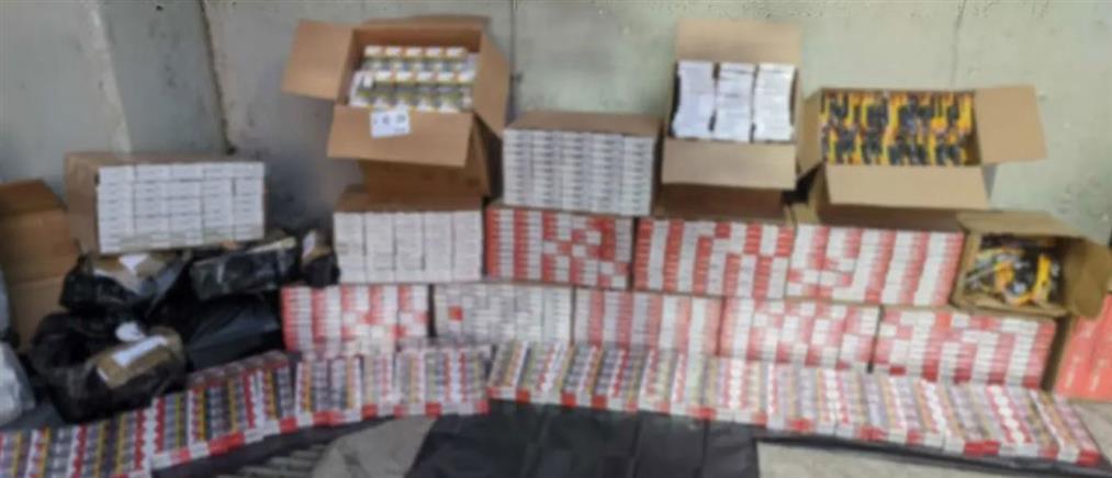 Ελληνικό FBI: 11 συλλήψεις για παράνομα καπνικά προϊόντα – Τα "καρπούζια", τα "πουλάκια" και οι "ουρές" (εικόνες)