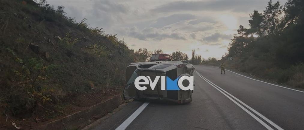 Τροχαίο στην Εύβοια: Τζιπ τούμπαρε σε κεντρικό δρόμο (εικόνες)